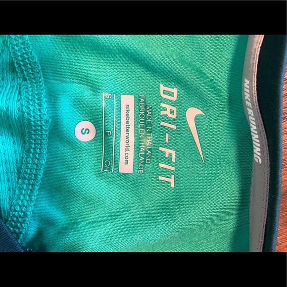 Nike dri-fit tank top - Picture 3 of 3